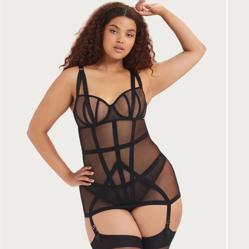 Bluebella Nordstrom Black Mesh Lingerie Set- 34DD 10 NWT